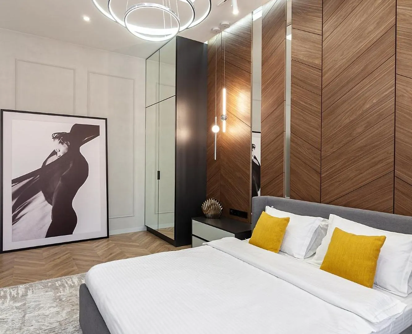 Apartment Royal Aparts Multi Lviv Ukraine