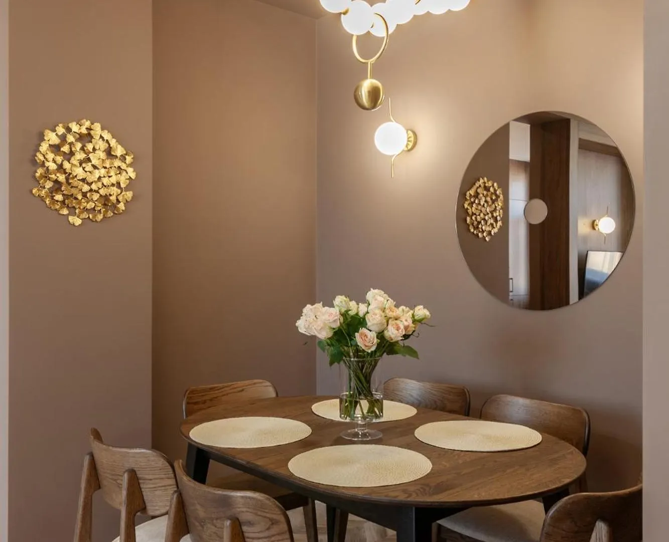 Apartment Royal Aparts Multi Lviv Ukraine