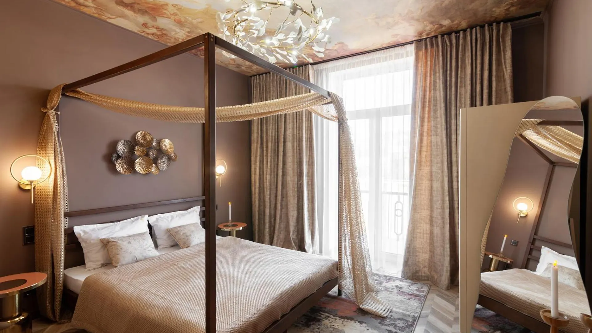 Royal Aparts Multi Lviv Apartment