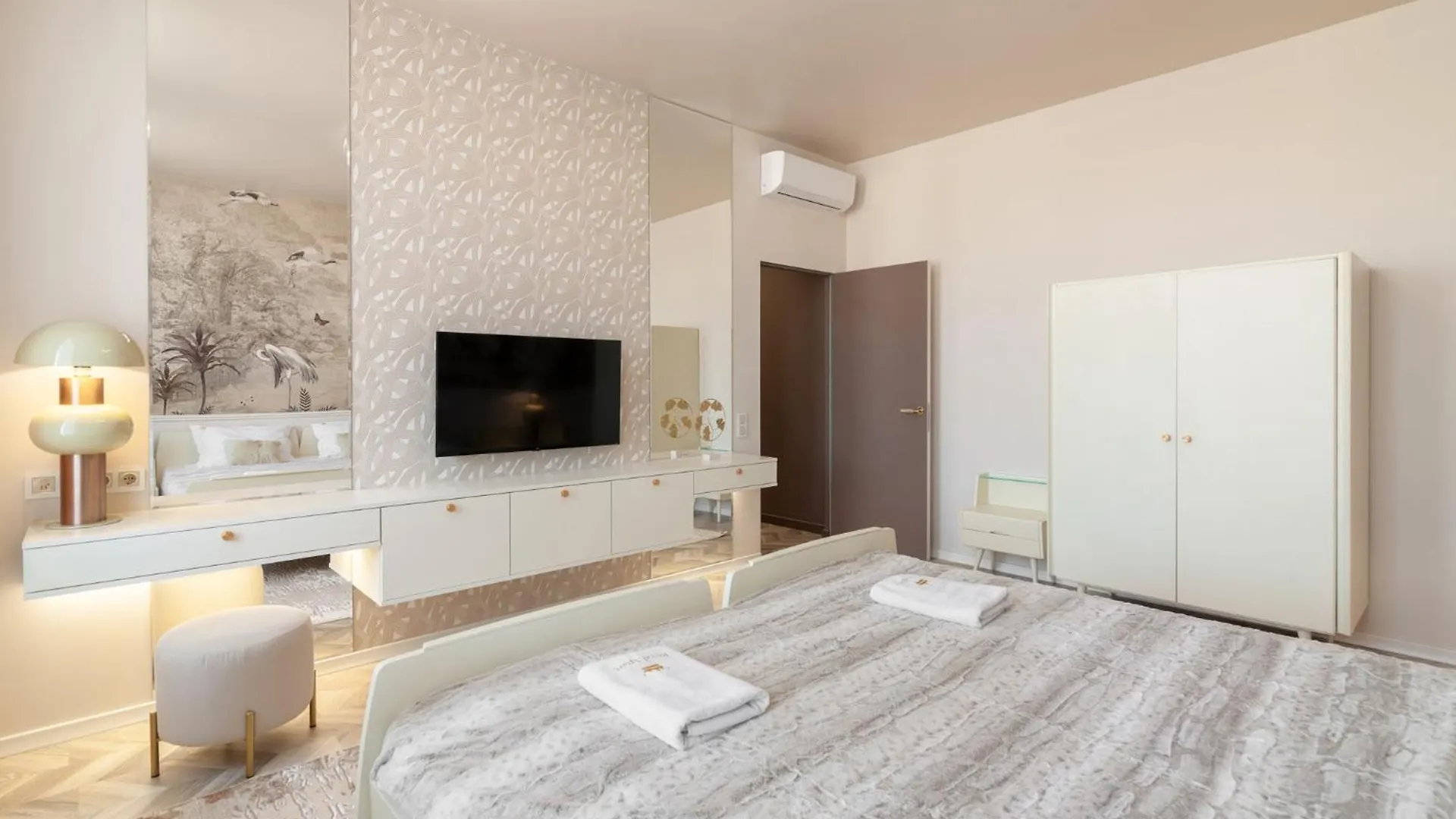 Royal Aparts Multi Lviv Ukraine