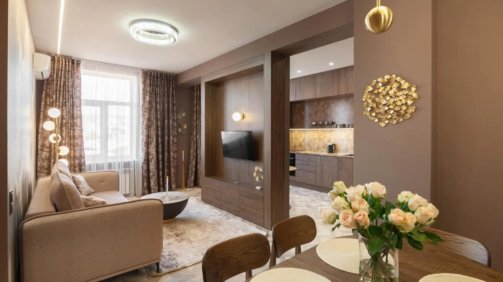 Apartment Royal Aparts Multi Lviv